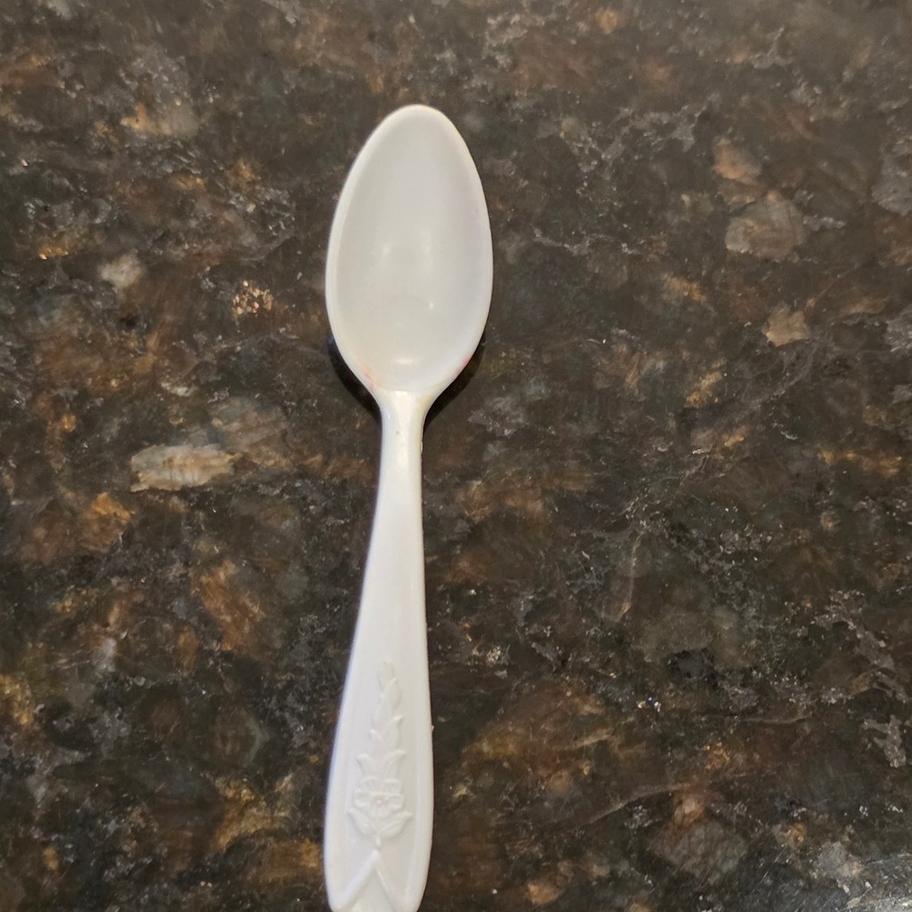 Vintage White Plastic Miniature Salt Spice Doll Spoon Floral Embossed Handle 3.5